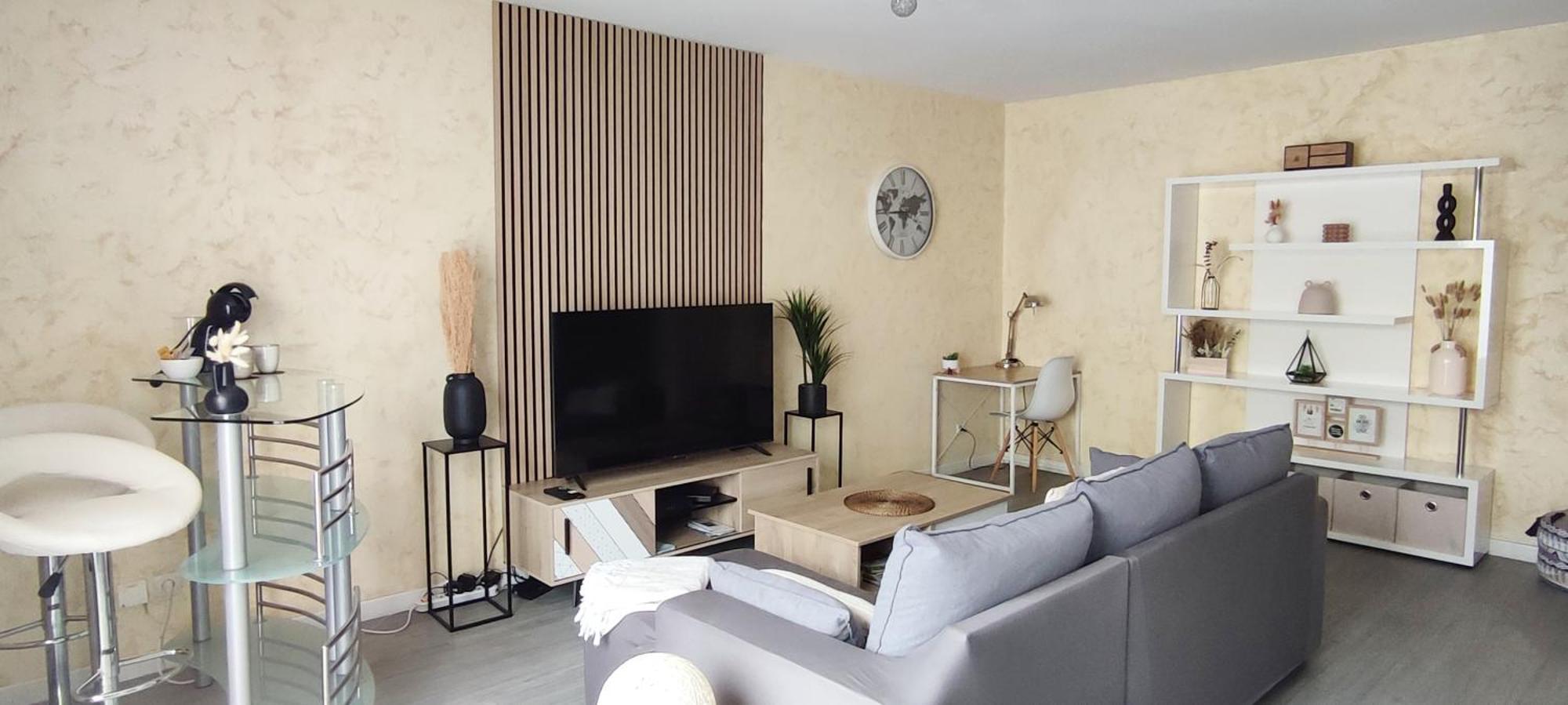 Cosy Appart - Balcon, Parking, Spacieux T2 - Proche Eurexpo Stade Saint-Priest  Zewnętrze zdjęcie